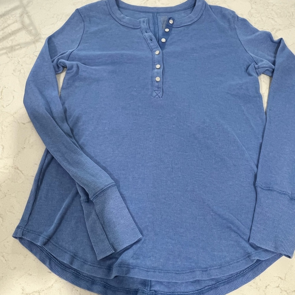 Aerie Real Soft Henley tee in blue size xs